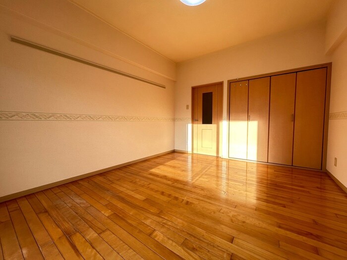 物件内観写真17　(居室)