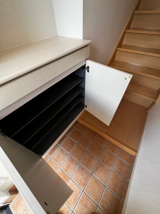 物件内観写真14　(靴箱)