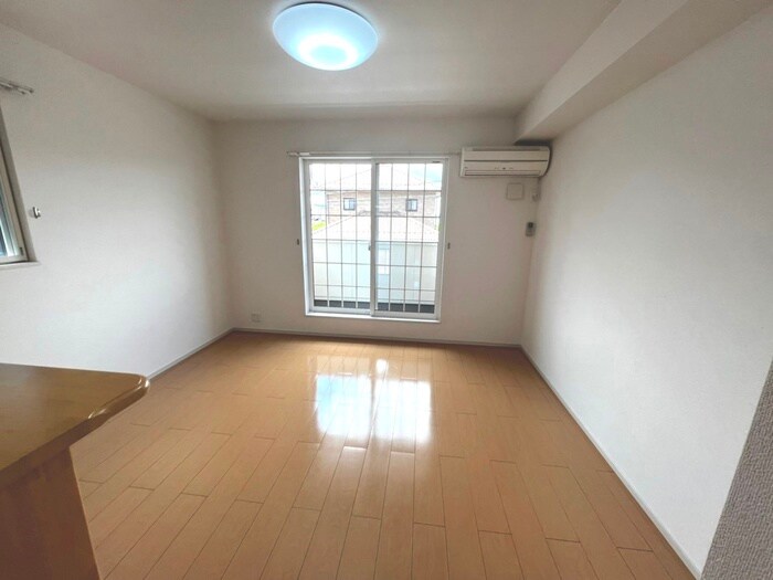 物件内観写真19　(居室)