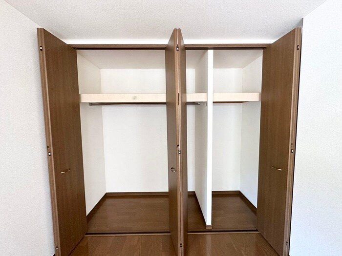 物件内観写真11　(収納)