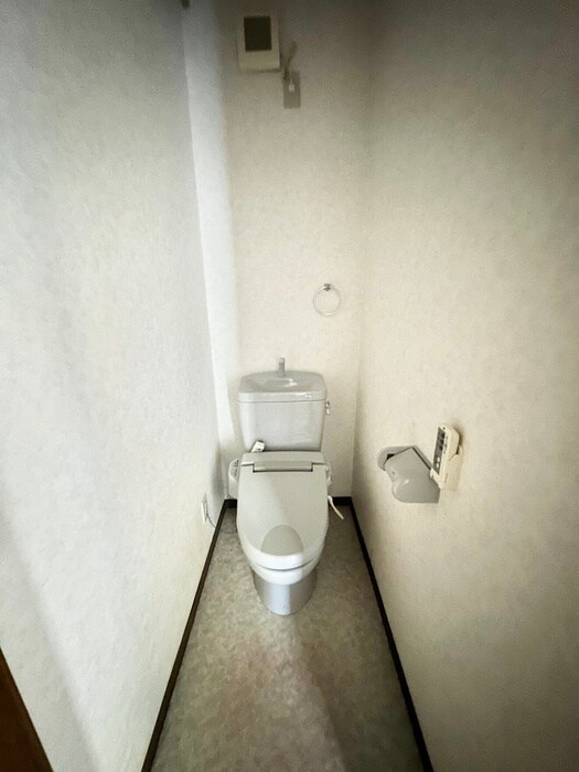 物件内観写真14　(トイレ)