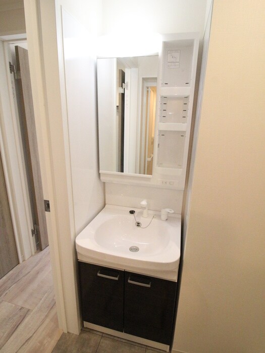 物件内観写真13　(洗面)