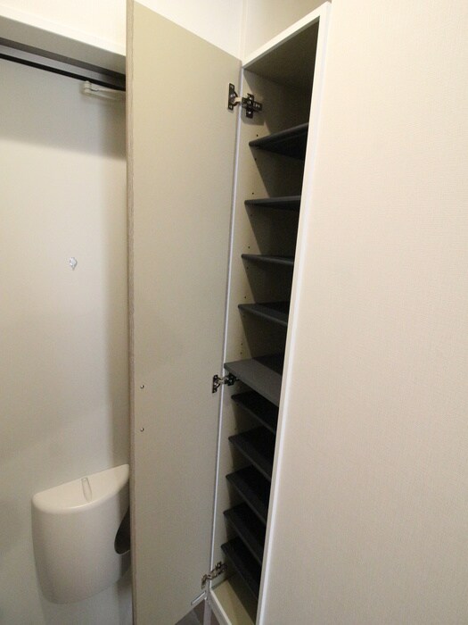 物件内観写真16　(靴箱)