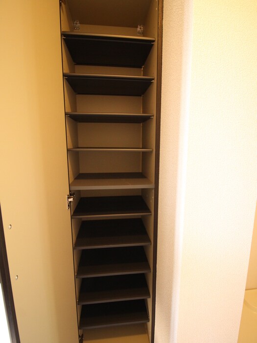 物件内観写真18　(靴箱)