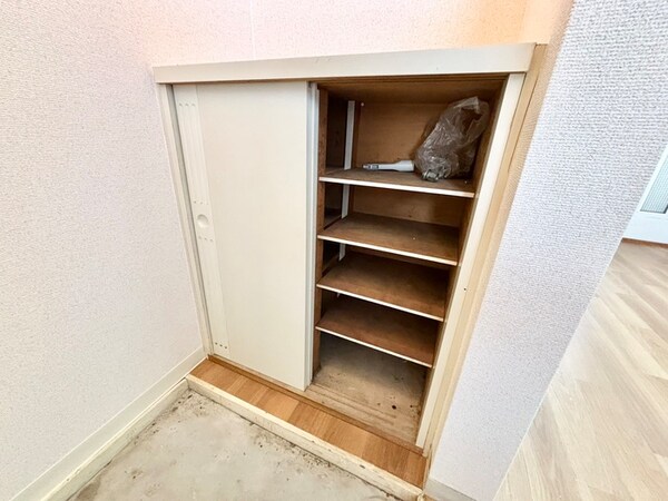 靴箱