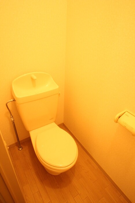 物件内観写真12　(トイレ)