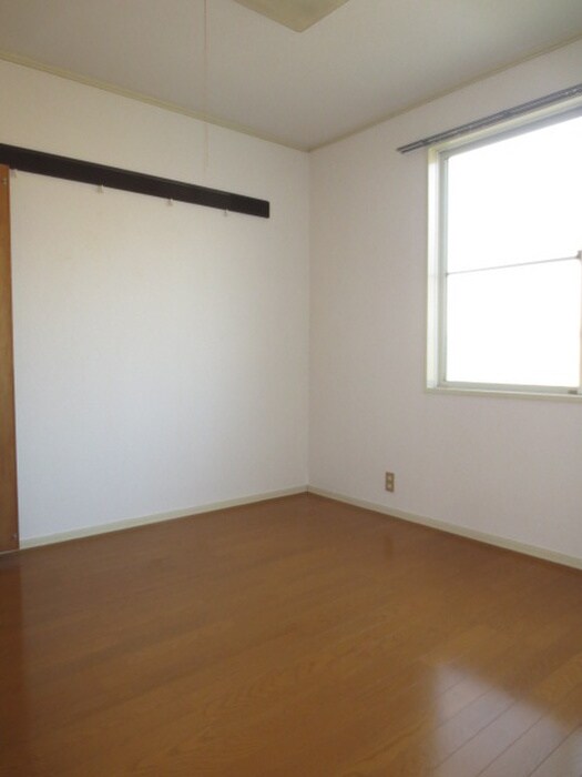 物件内観写真5　(居室)