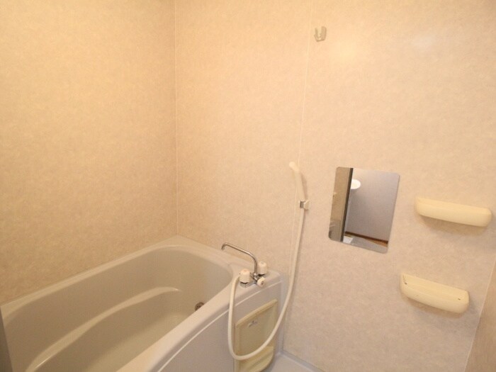 物件内観写真12　(バス／シャワールーム等)