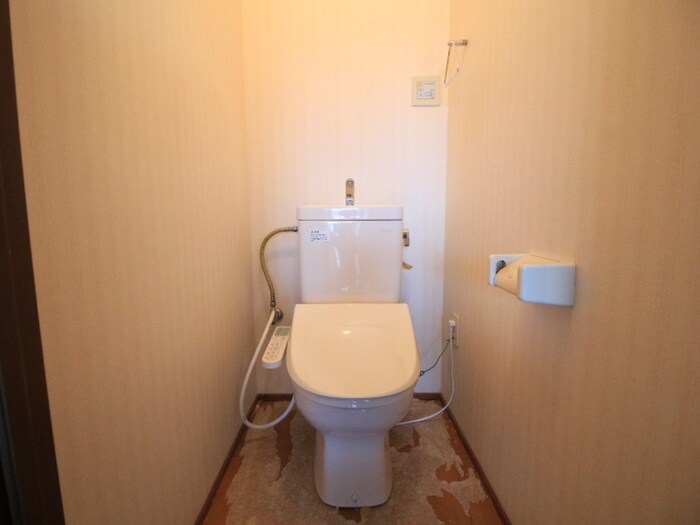 物件内観写真13　(トイレ)