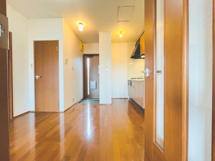 物件内観写真17　(廊下)