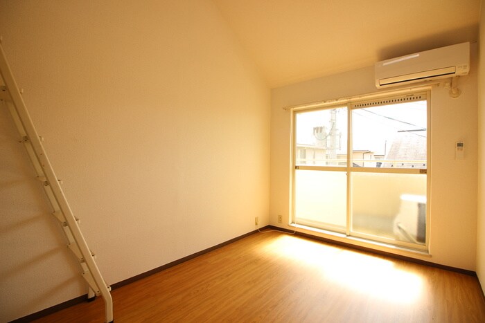 物件内観写真7　(居室)