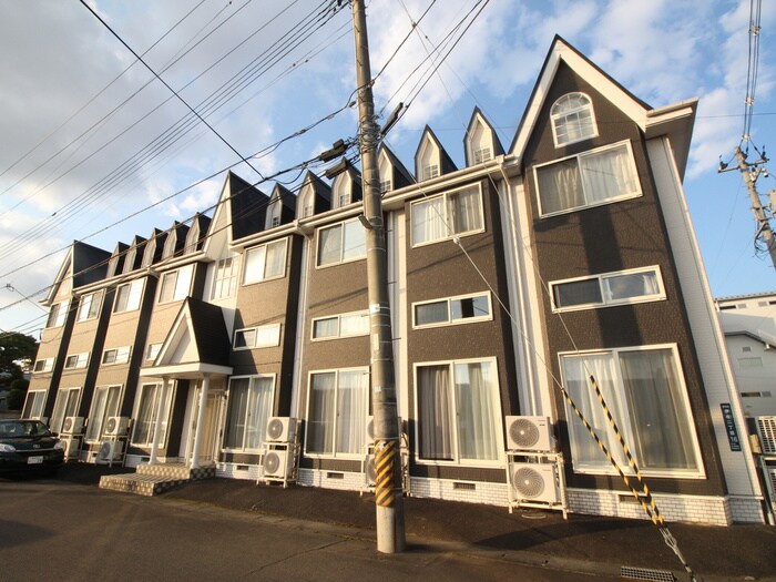 物件外観写真2　(外観写真)