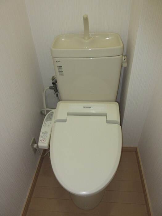 物件内観写真11　(トイレ)