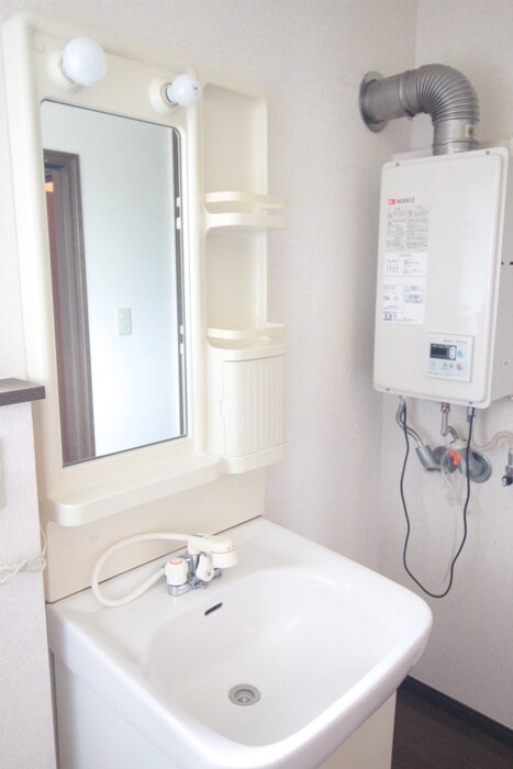 物件内観写真11　(洗面)