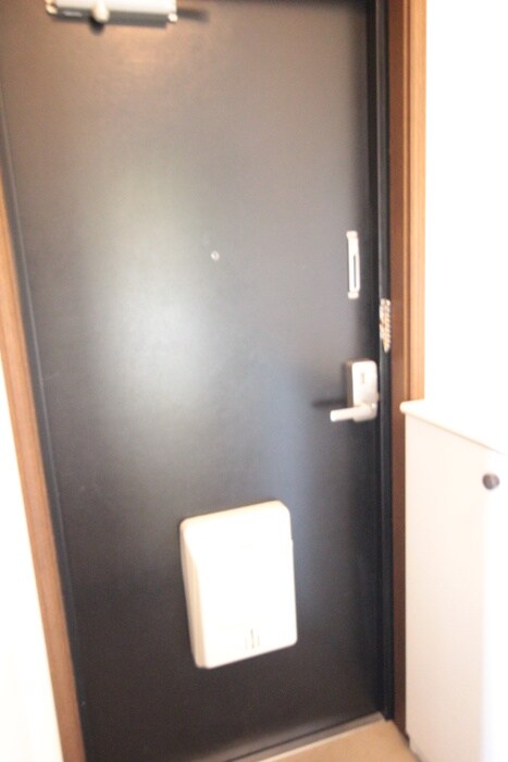 物件内観写真15　(玄関)