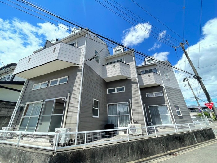 物件外観写真3　(外観写真)