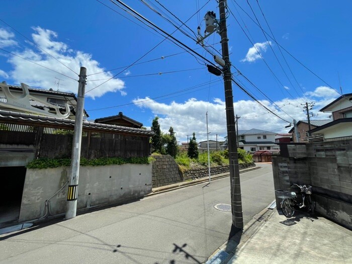 物件内観写真22　(室内からの展望)