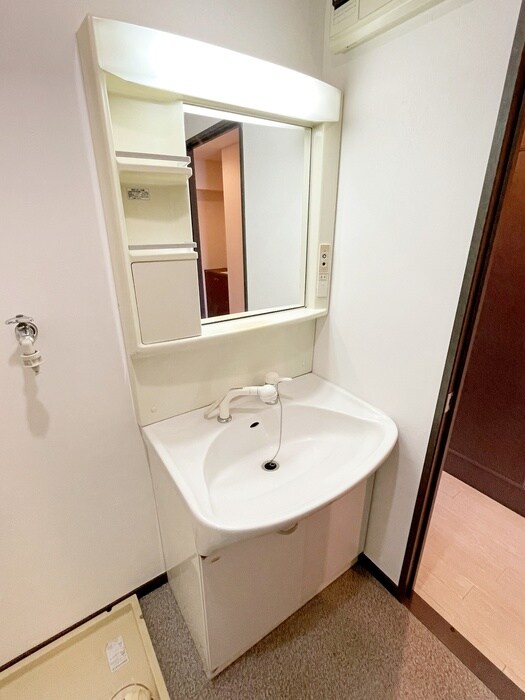 物件内観写真12　(洗面)