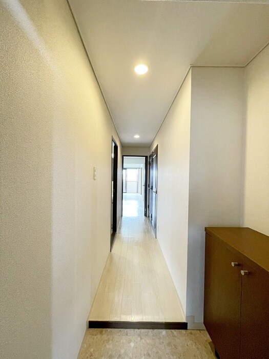 物件内観写真19　(廊下)