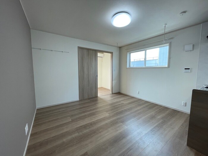 物件内観写真7　(居室)