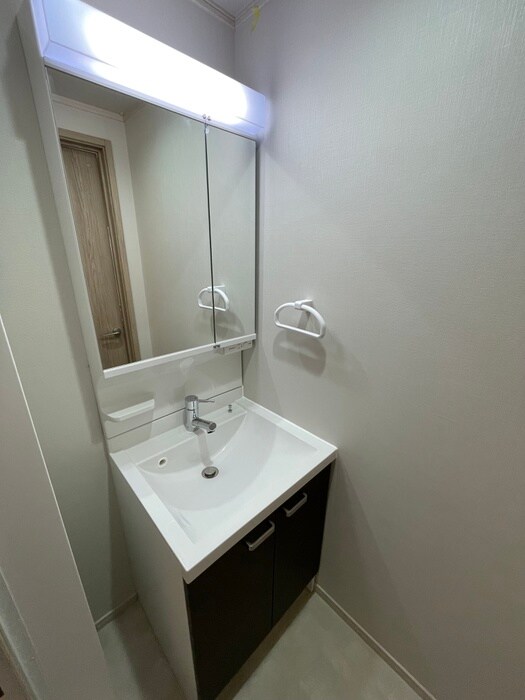 物件内観写真10　(洗面)