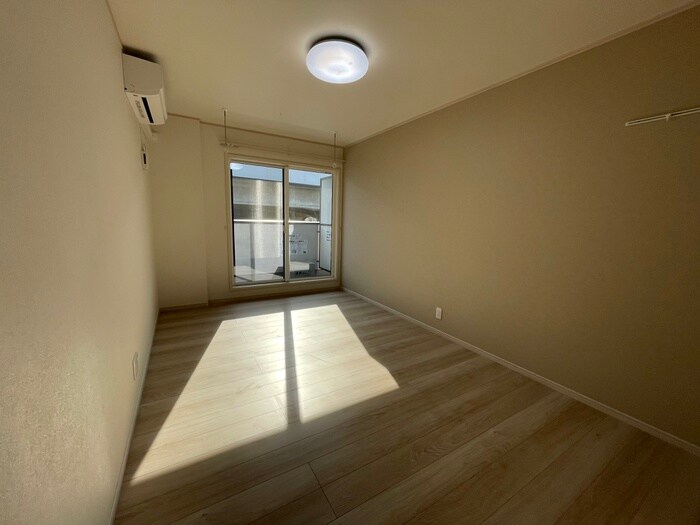 物件内観写真17　(居室)