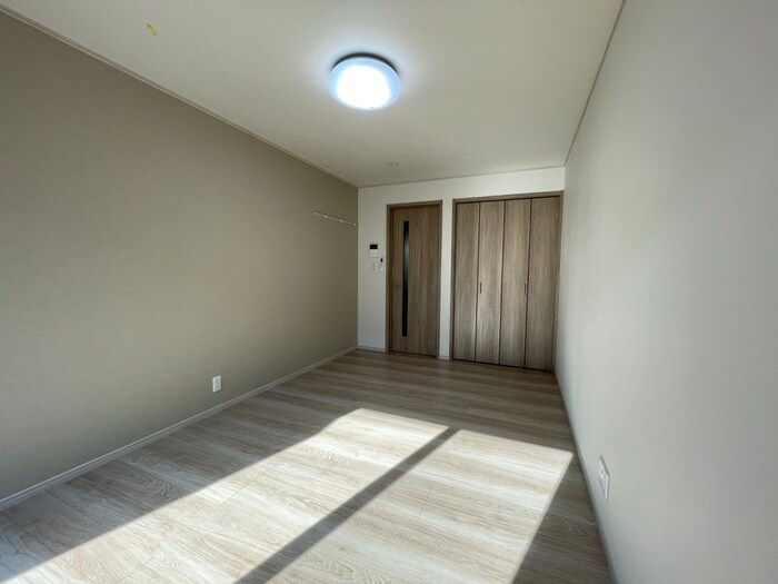 物件内観写真18　(居室)