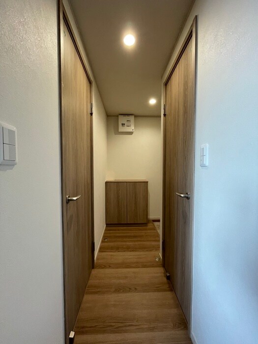 物件内観写真22　(廊下)