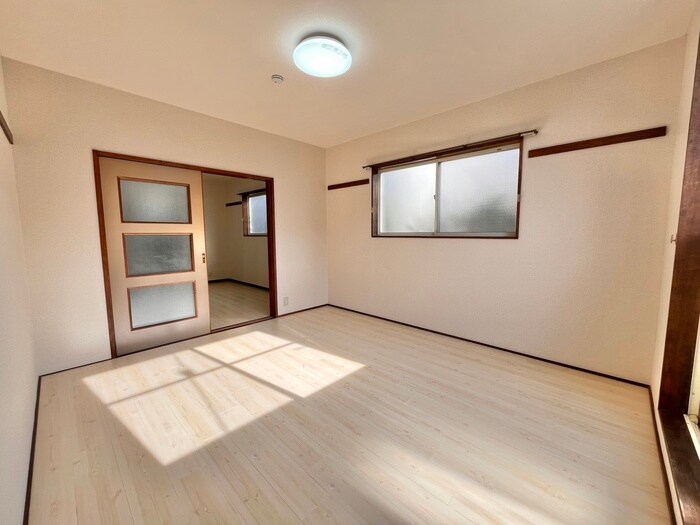 物件内観写真8　(居室)