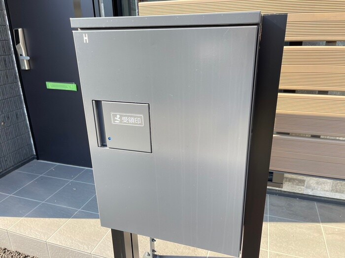 物件外観写真6　(建物設備)