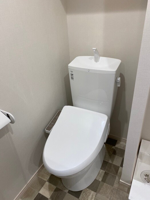 物件内観写真11　(トイレ)