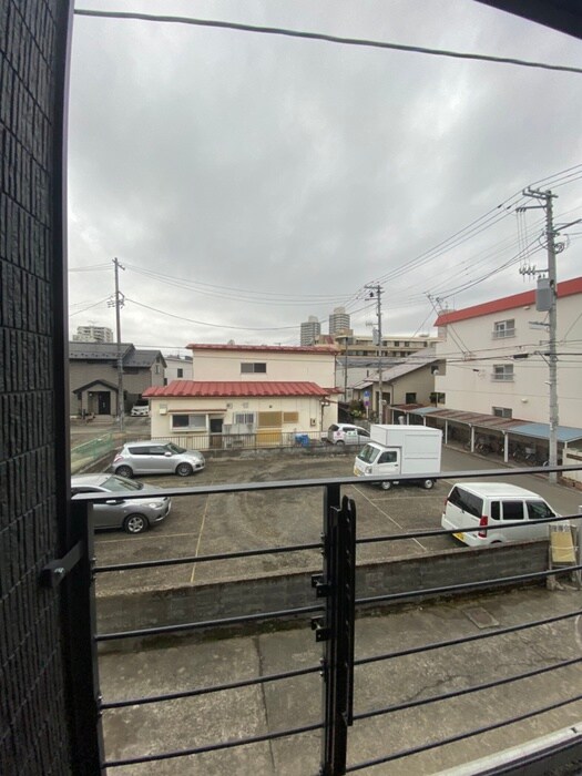 物件内観写真22　(室内からの展望)