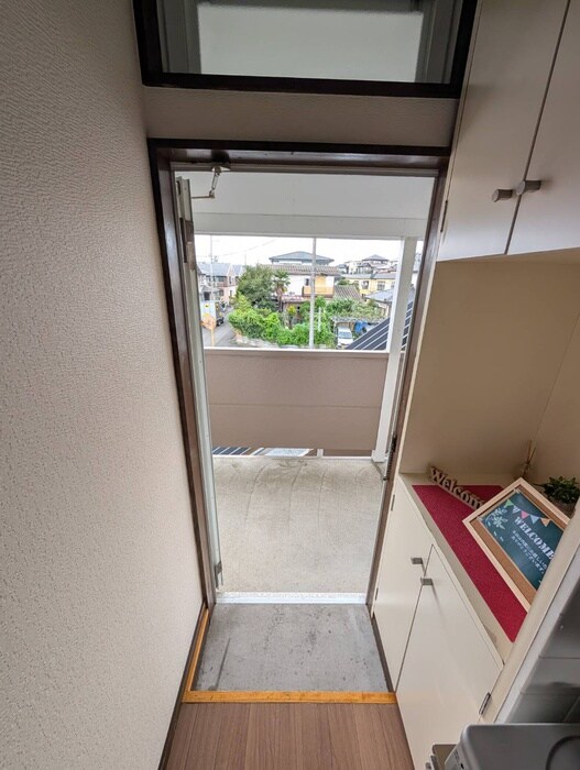 物件内観写真21　(玄関)