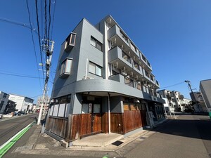 エミリービル卸町外観写真