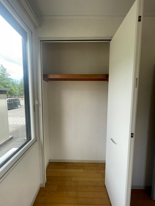 物件内観写真15　(収納)