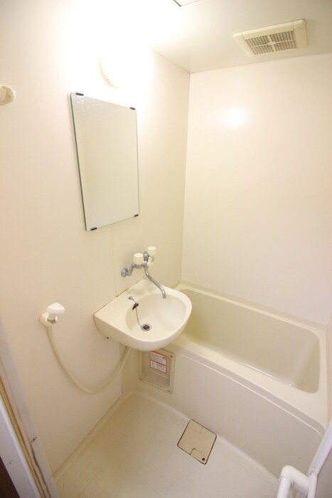 物件内観写真9　(バス／シャワールーム等)