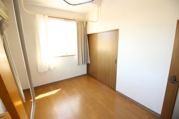 物件内観写真18　(居室)