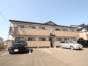 マーヴェラス荒井参番館外観写真