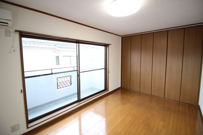 物件内観写真7　(居室)