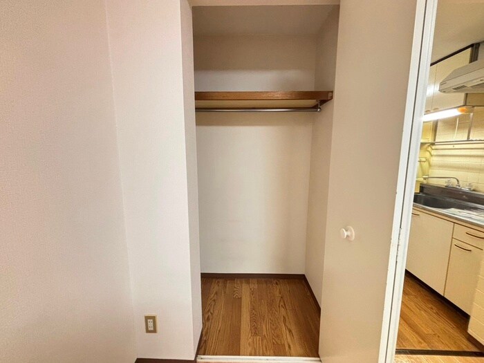 物件内観写真11　(収納)