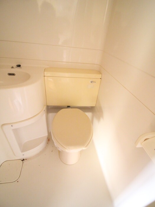 物件内観写真16　(トイレ)