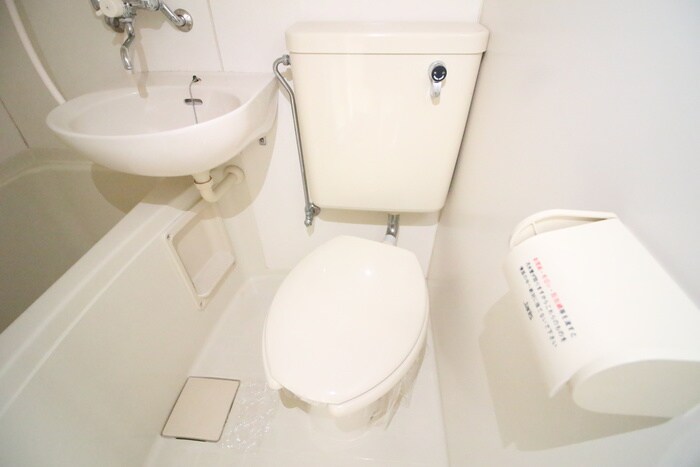 物件内観写真14　(トイレ)