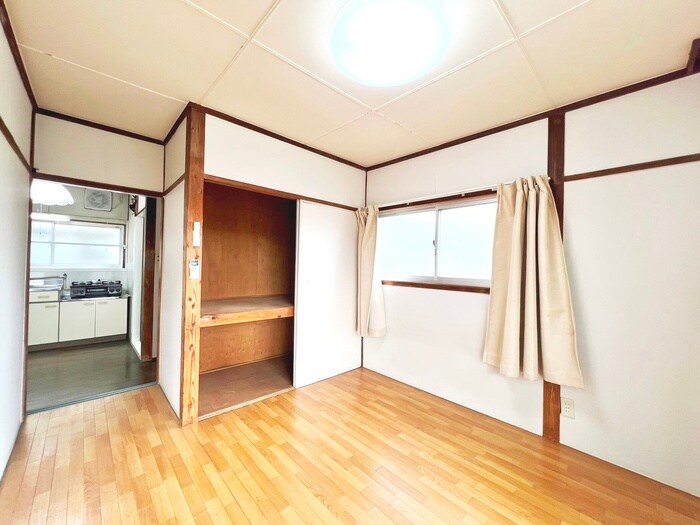 物件内観写真6　(居室)