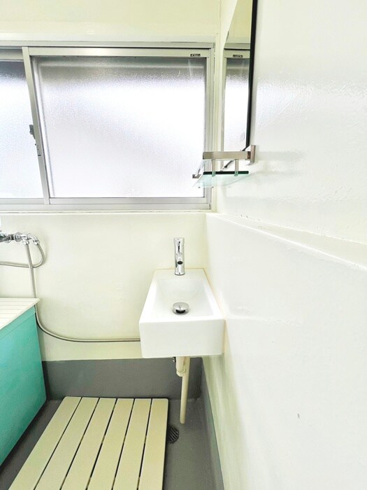 物件内観写真12　(洗面)