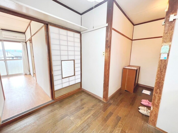 物件内観写真16　(廊下)