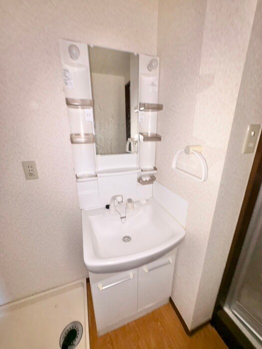 物件内観写真11　(洗面)