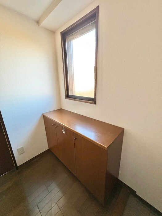 物件内観写真19　(靴箱)