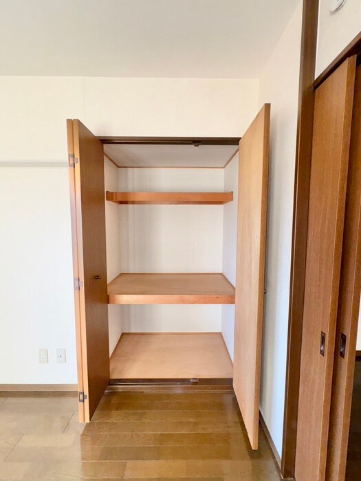 物件内観写真21　(収納)