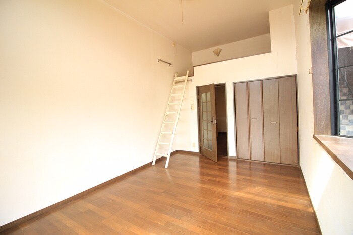 物件内観写真8　(居室)