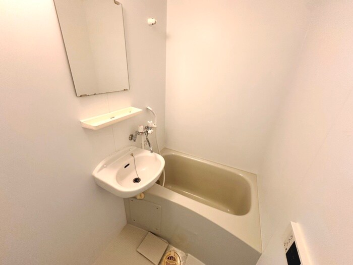 物件内観写真13　(バス／シャワールーム等)